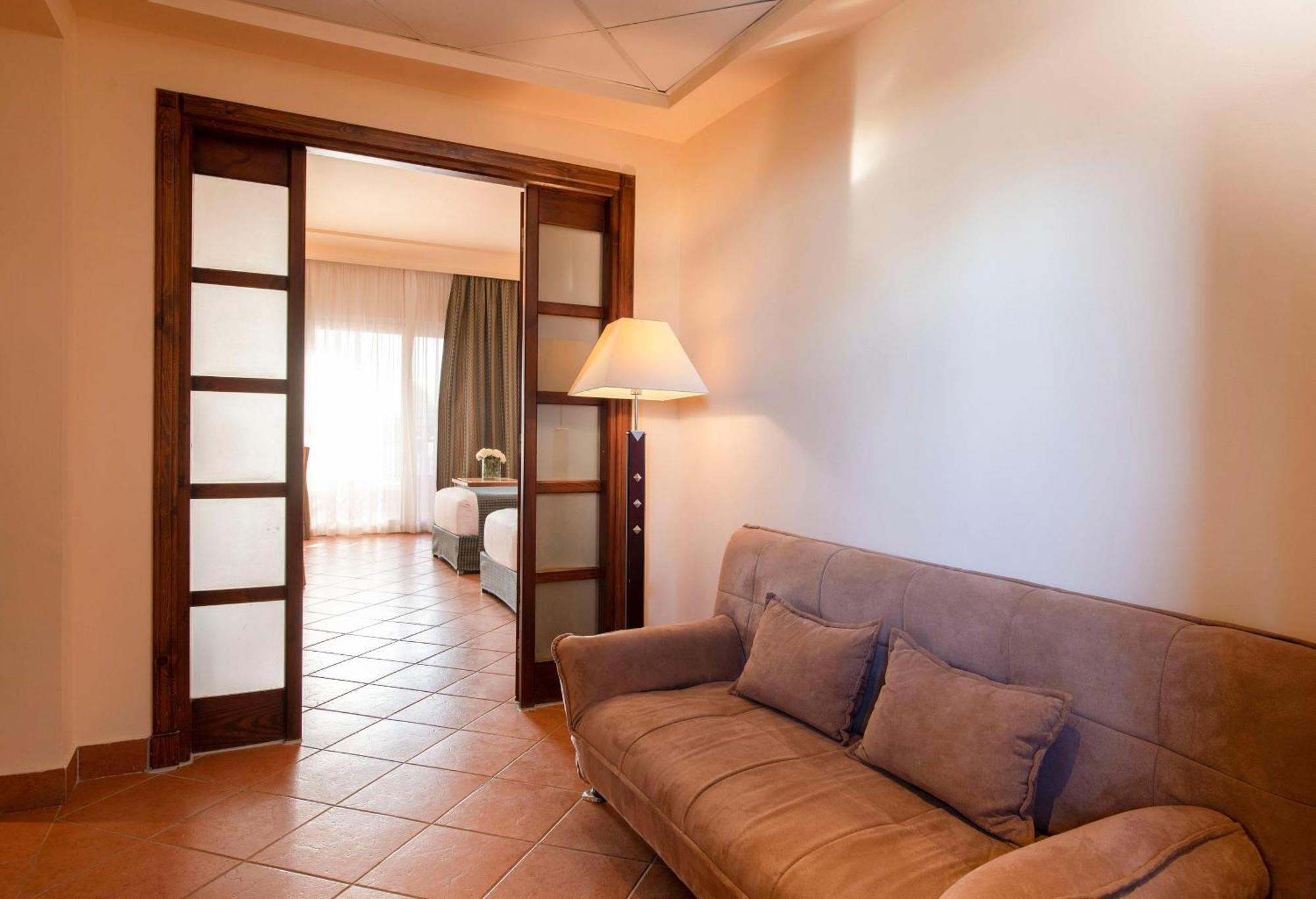 Suite Familiare con Vista Piscina/Aquapark